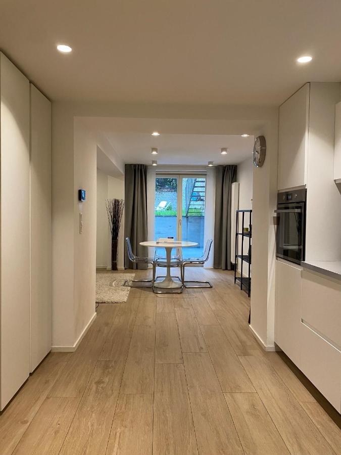 Amazing Flat In Front Of Bois De La Cambre Apartment Brussels Luaran gambar