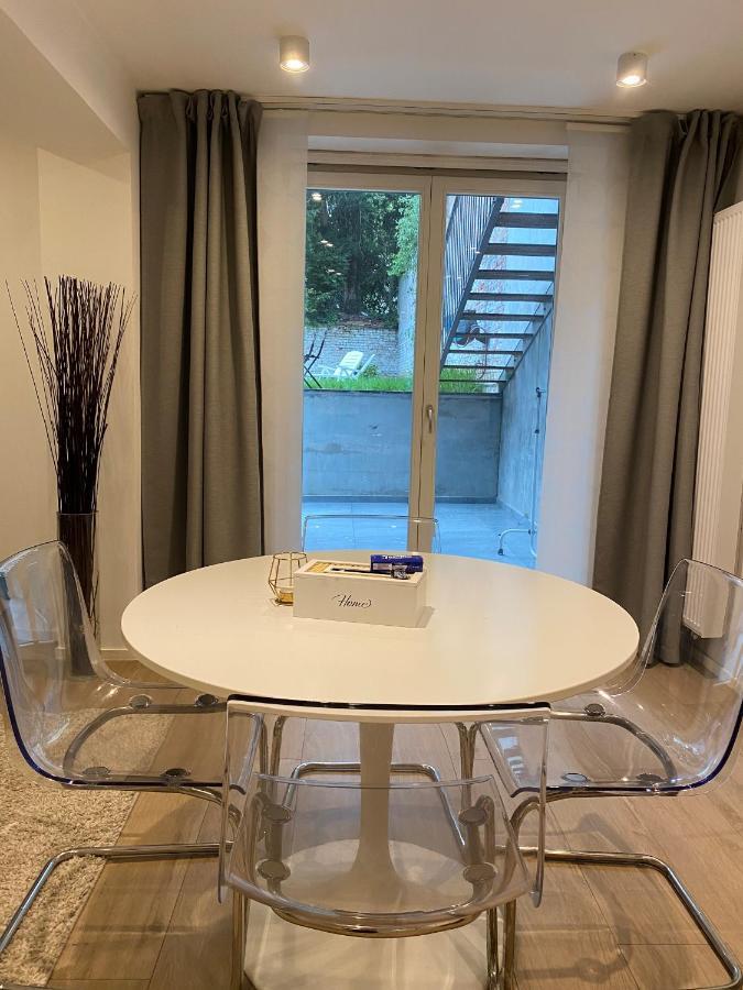 Amazing Flat In Front Of Bois De La Cambre Apartment Brussels Luaran gambar