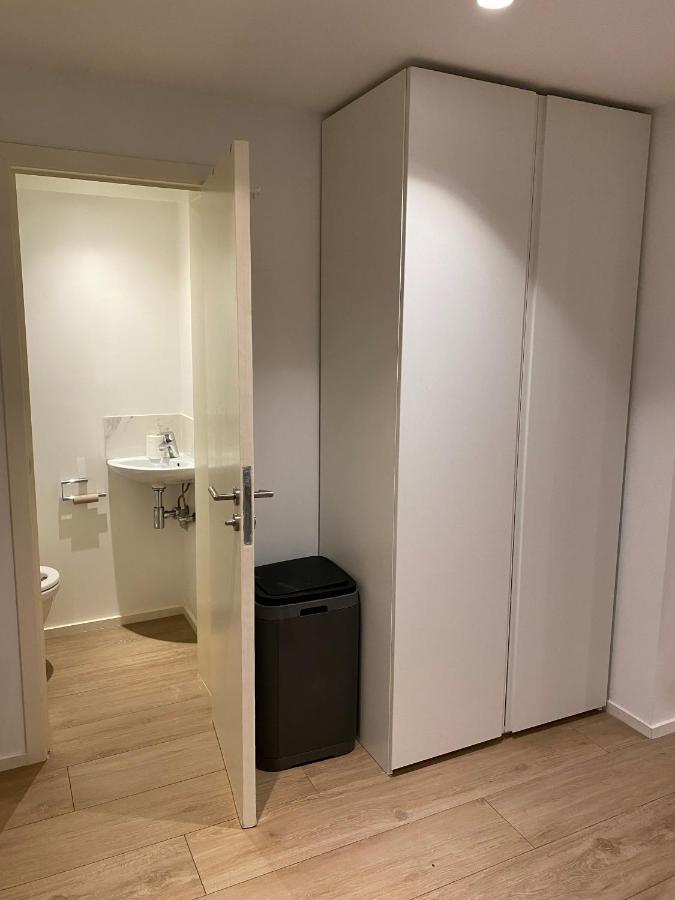 Amazing Flat In Front Of Bois De La Cambre Apartment Brussels Luaran gambar